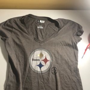 Women’s Steelers T shirt
